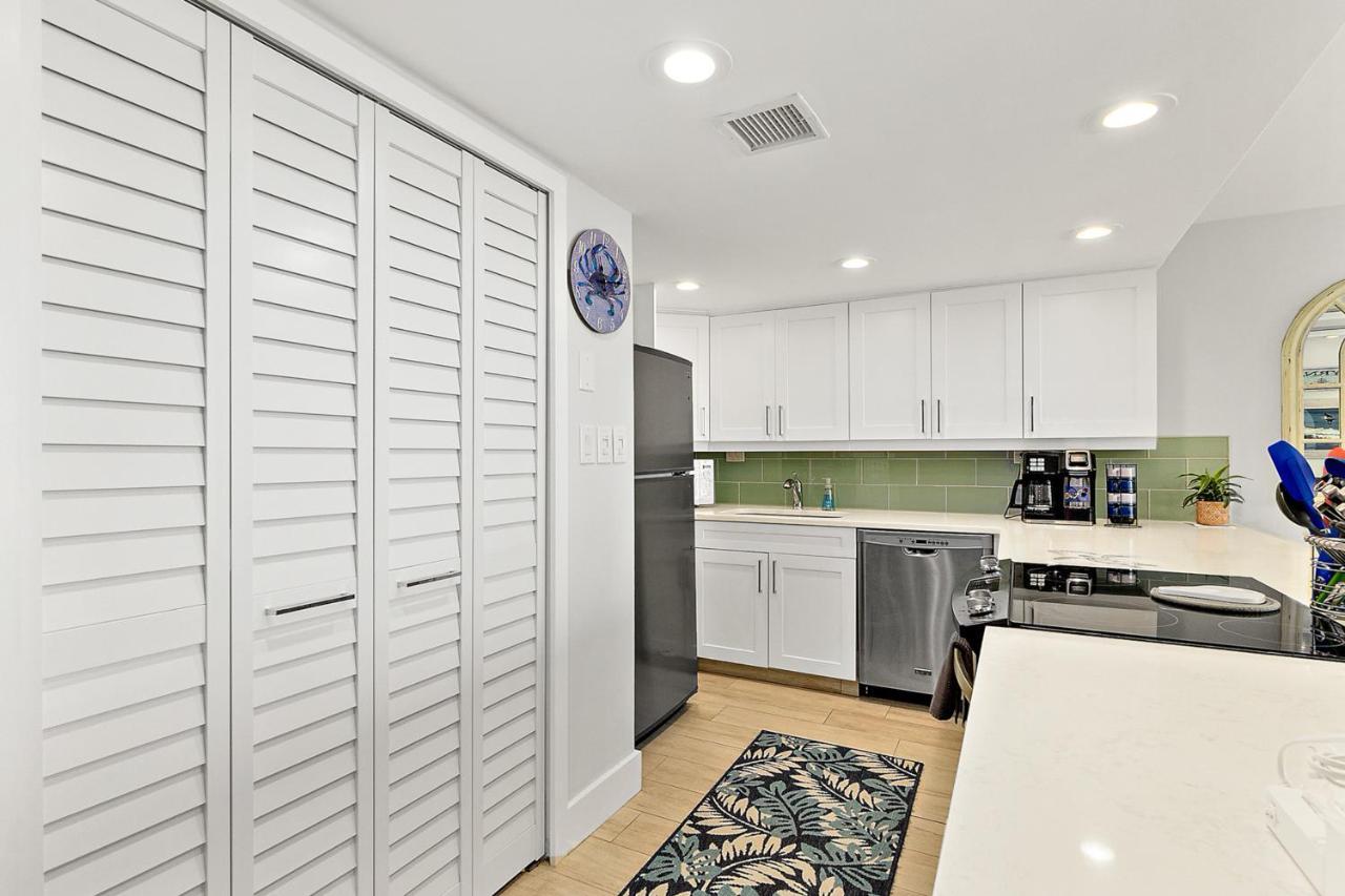 Pelican Condos New Smyrna Beach Extérieur photo